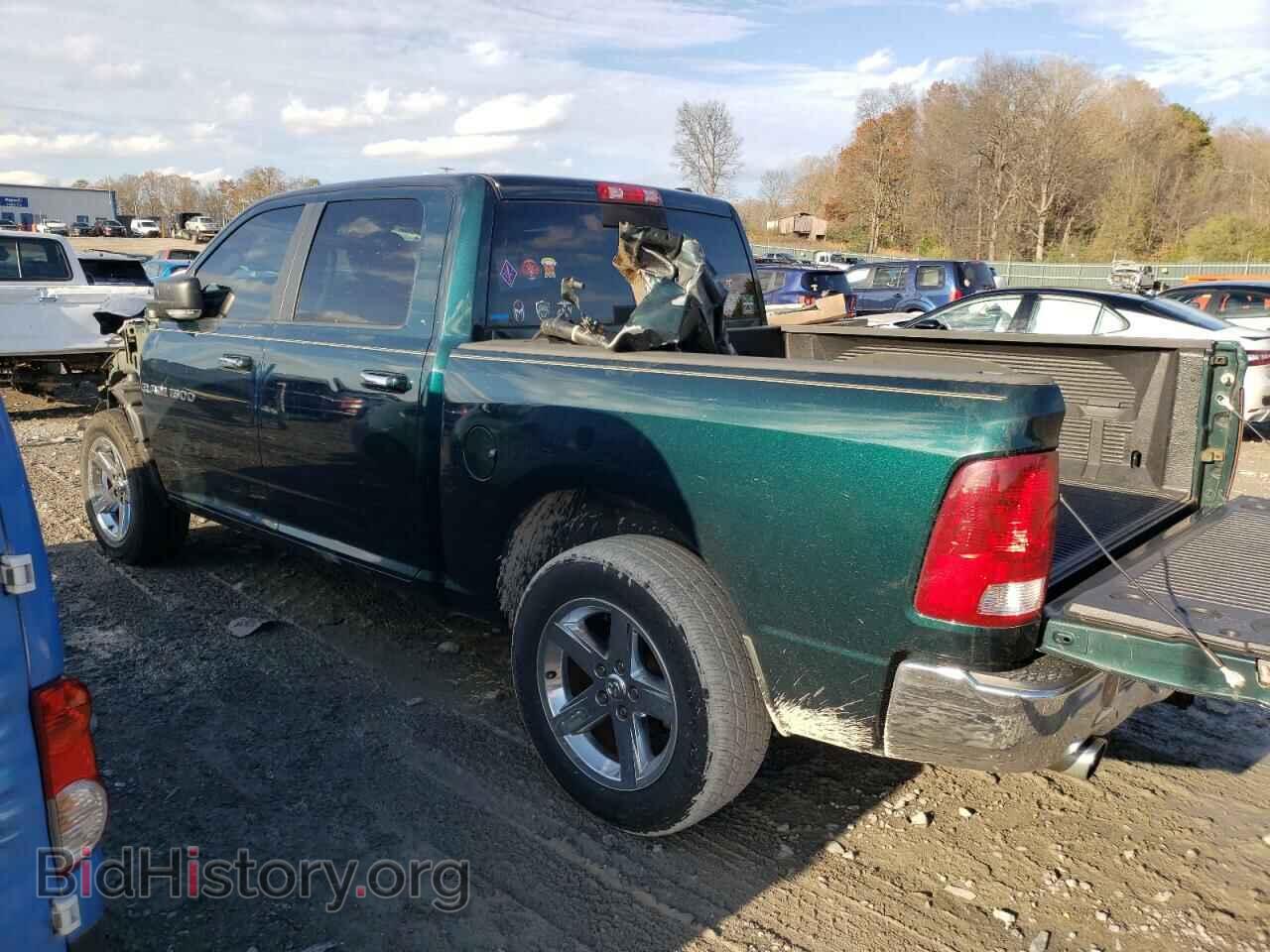 2011 DODGE RAM 1500 - VIN: 1D7RB1CT2BS628586 - Фото 2