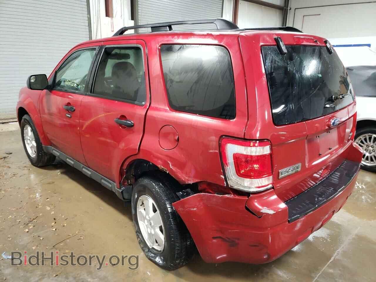 2011 FORD ESCAPE - VIN: 1FMCU0DG2BKC02687 - Фото 2