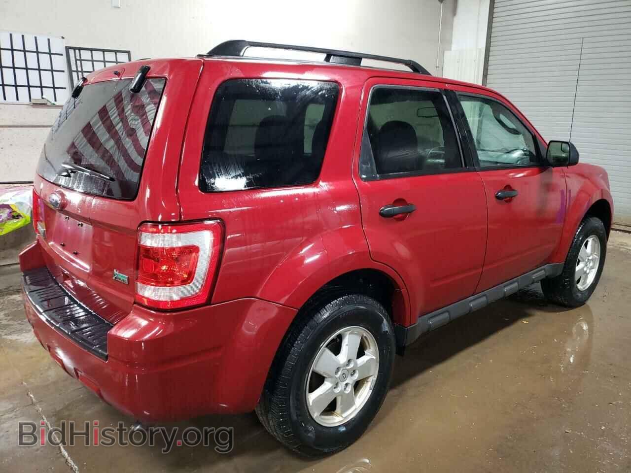 2011 FORD ESCAPE - VIN: 1FMCU0DG2BKC02687 - Фото 3
