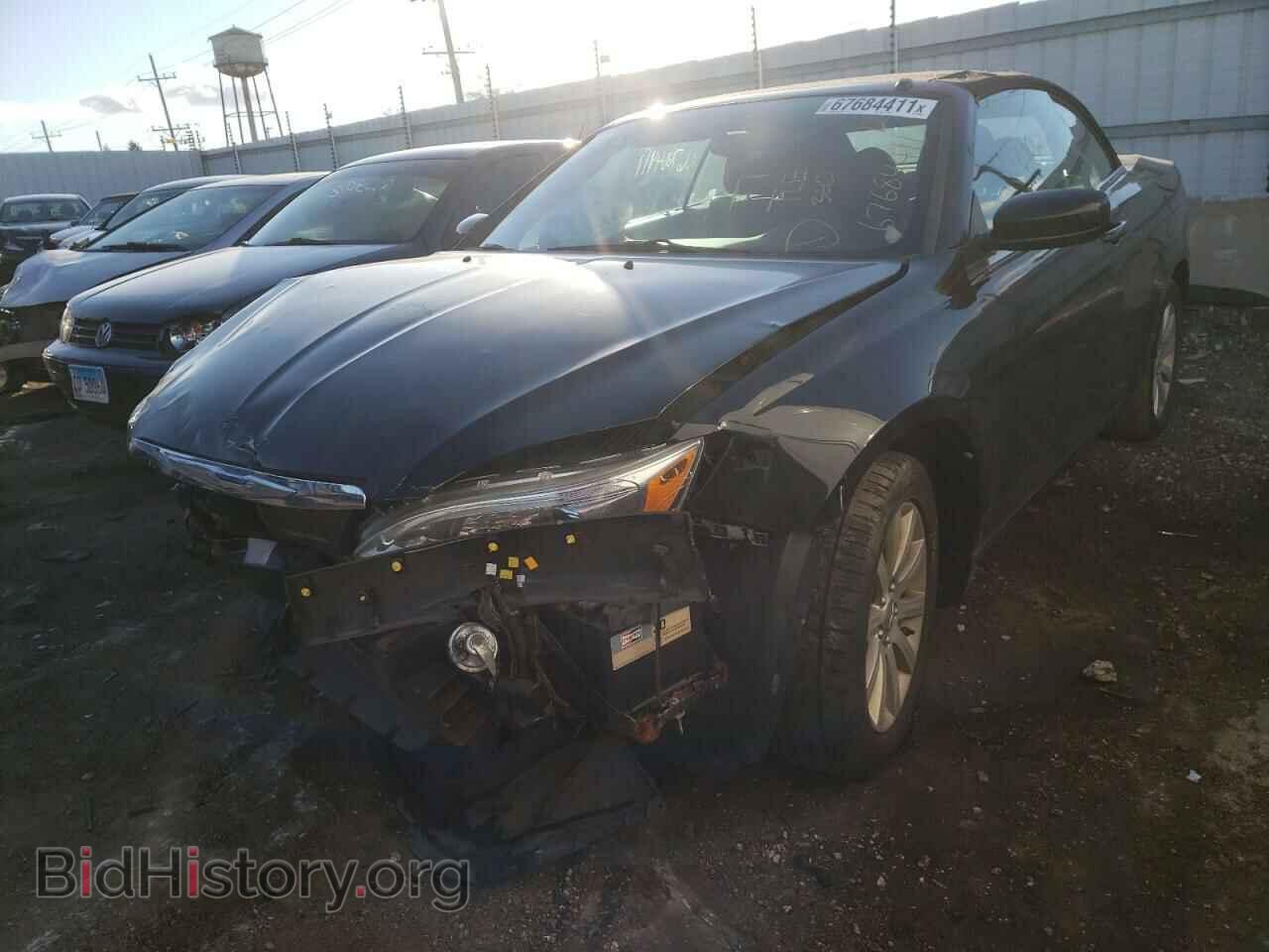2011 CHRYSLER 200 - VIN: 1C3BC2EB6BN542736 - Фото 2