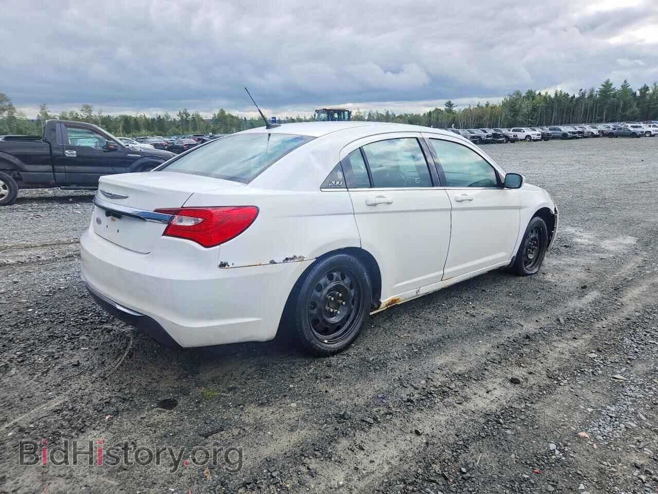 2014 CHRYSLER 200 - VIN: 1C3CCBAB2EN231917 - Photo 3