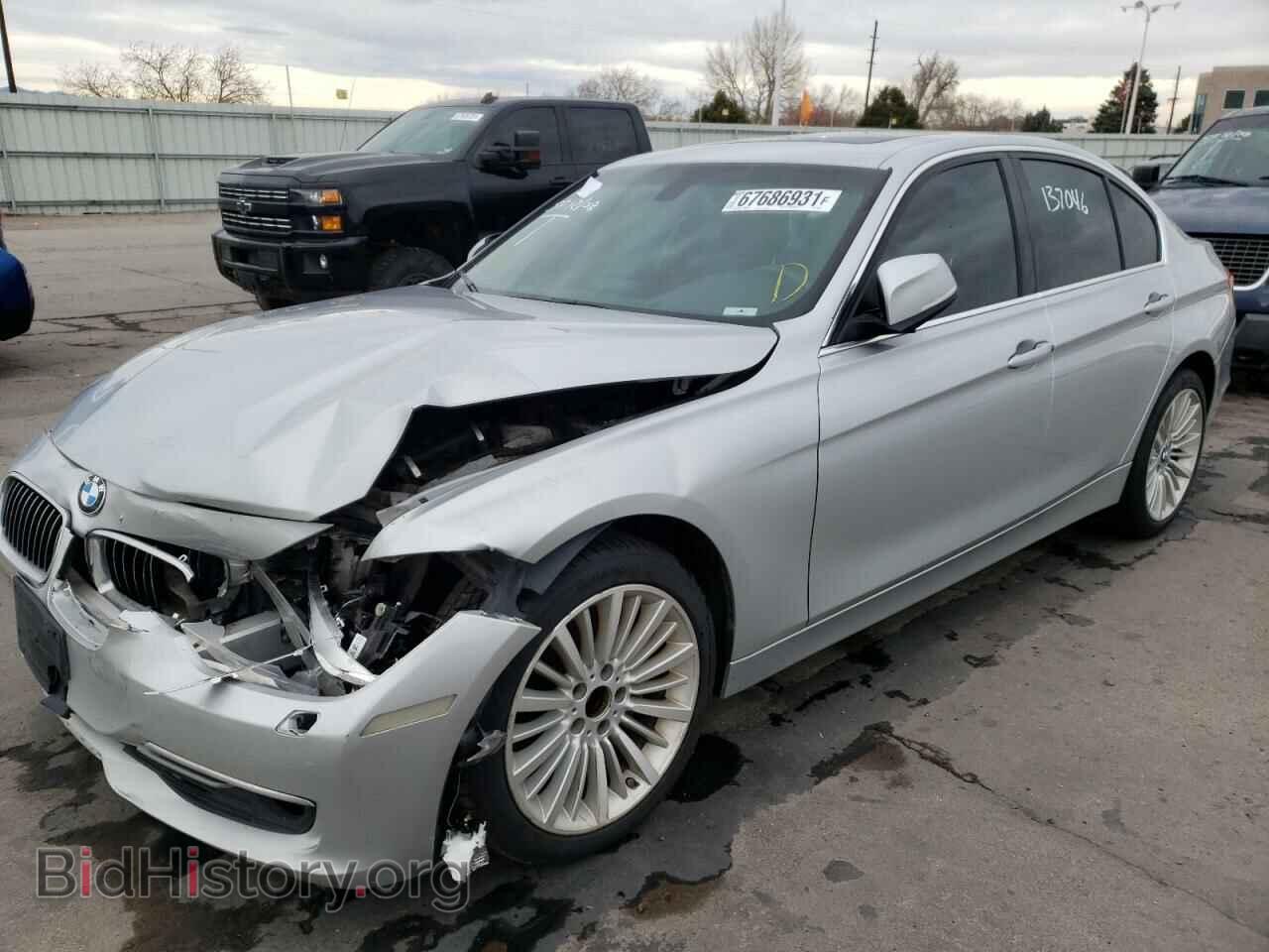 2013 BMW 3 SERIES - VIN: WBA3B9C52DF140263 - Фото 2