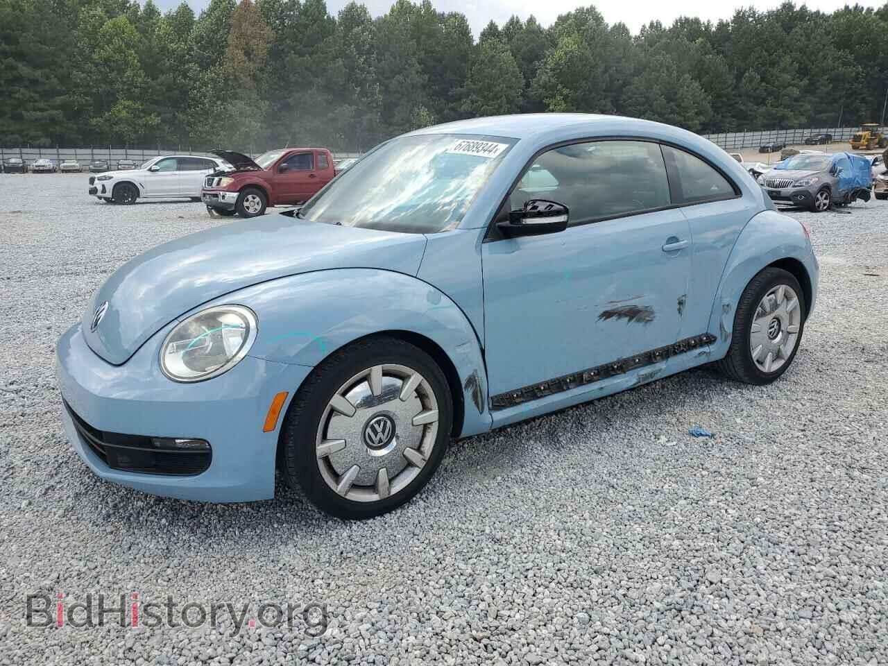 Photo 3VWJP7AT3CM603010 - VOLKSWAGEN BEETLE 2012