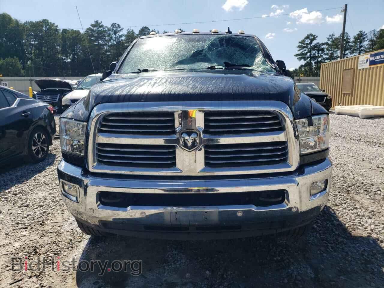 2018 RAM All Models - VIN: 3C6UR5DL5JG237404 - Photo 5