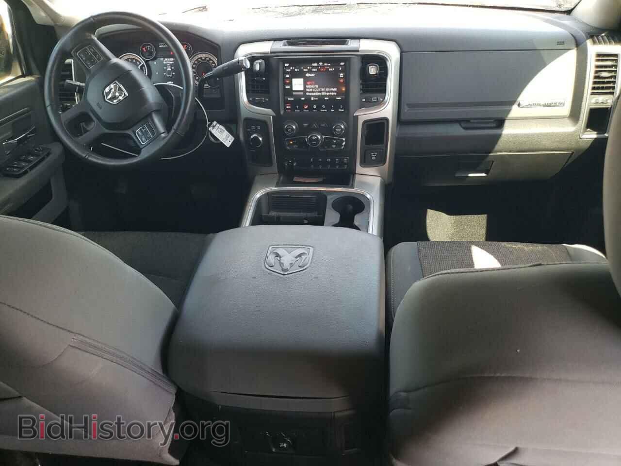 2018 RAM All Models - VIN: 3C6UR5DL5JG237404 - Photo 8