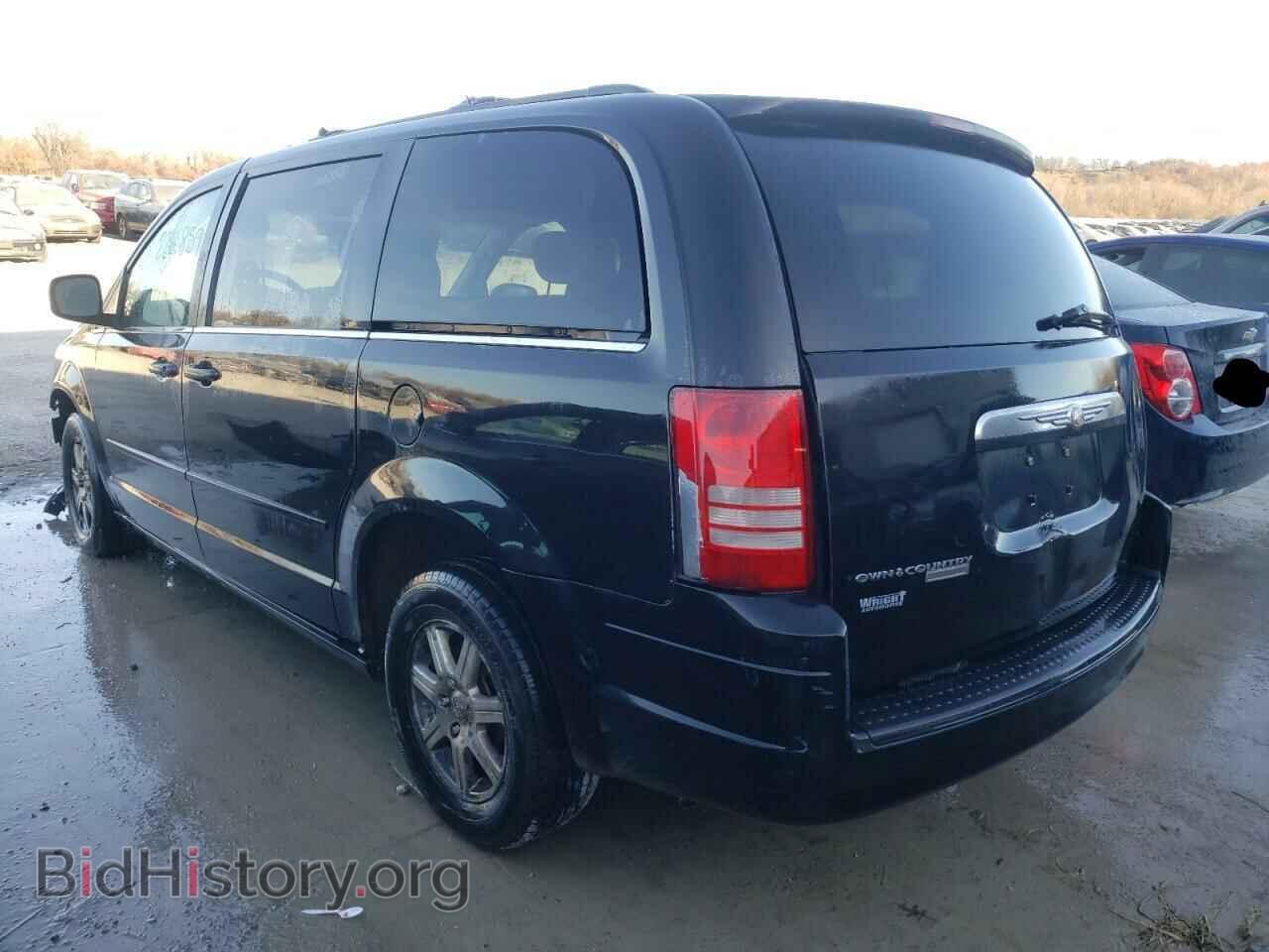 2008 CHRYSLER MINIVAN - VIN: 2A8HR54P58R711359 - Фото 3