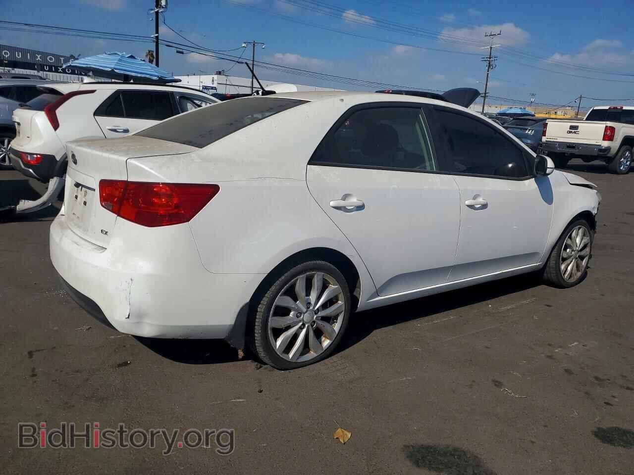 2013 KIA FORTE - VIN: KNAFU4A25D5694860 - Фото 3
