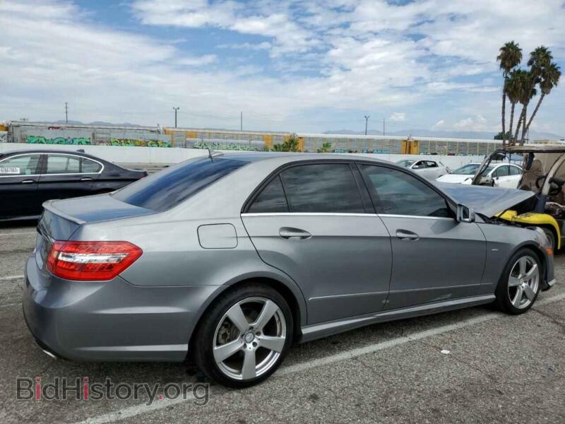 2012 Mercedes-Benz E-CLASS (VIN WDDHF5KB0CA598575) — фото 3 из 12