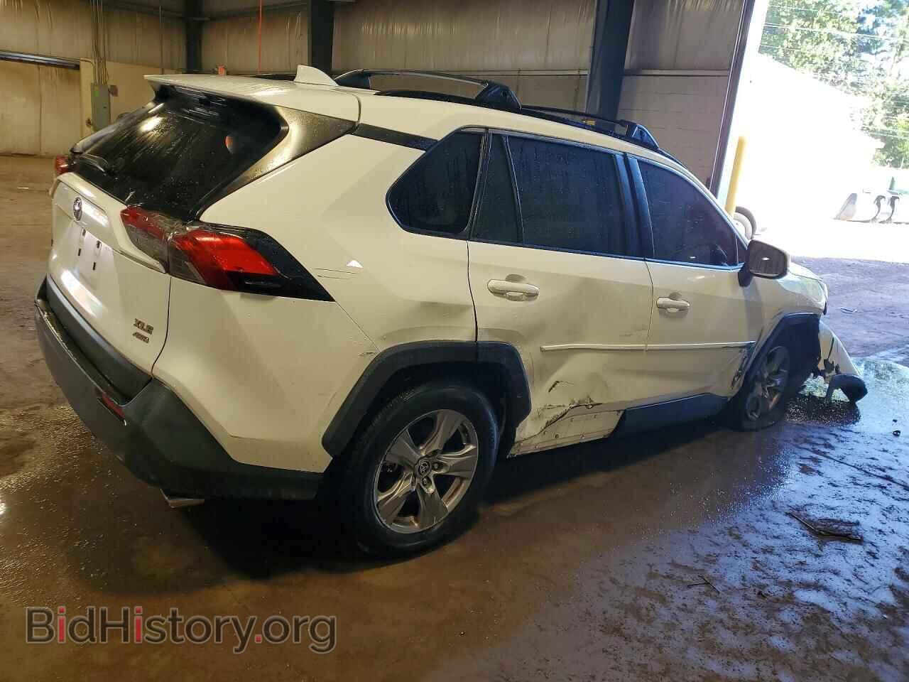 2023 TOYOTA RAV4 - VIN: JTMP1RFV3PD094882 - Photo 3