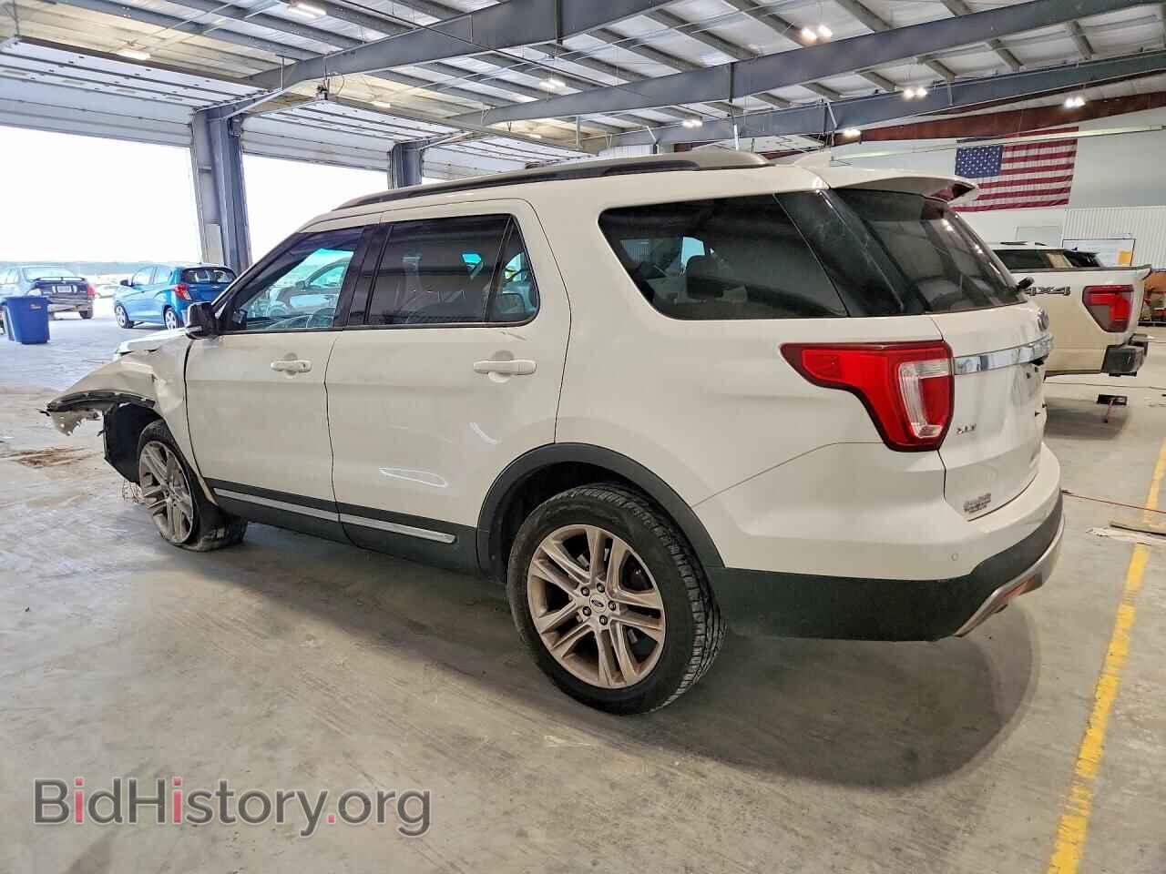 2016 FORD EXPLORER - VIN: 1FM5K8D88GGB18213 - Фото 2