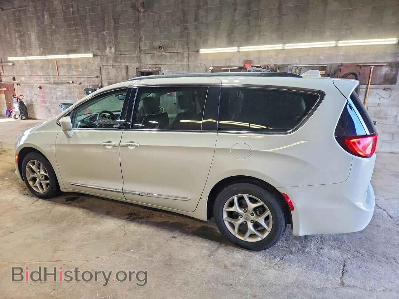 2017 CHRYSLER PACIFICA - VIN: 2C4RC1BG4HR610368 - Фото 2