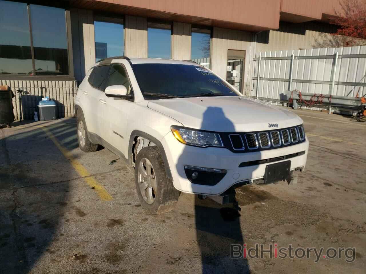 Фотография 3C4NJDBB5JT284805 - JEEP COMPASS 2018