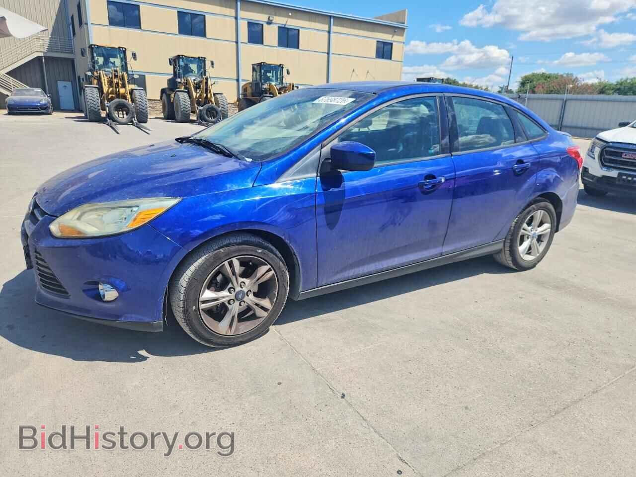 Photo 1FAHP3F25CL256748 - FORD FOCUS 2012