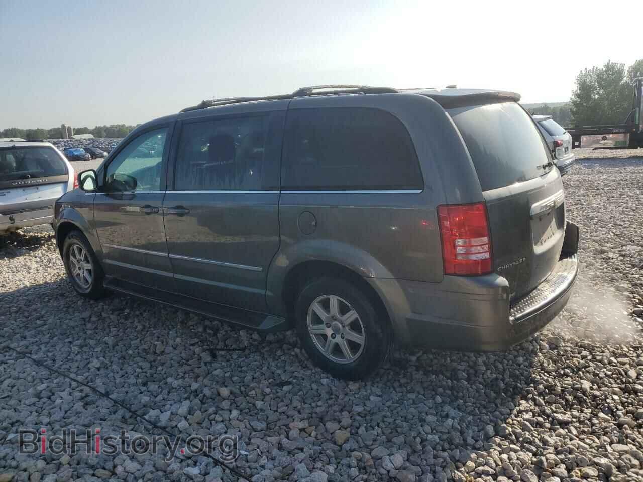 2010 CHRYSLER MINIVAN - VIN: 2A4RR5D12AR358098 - Фото 2
