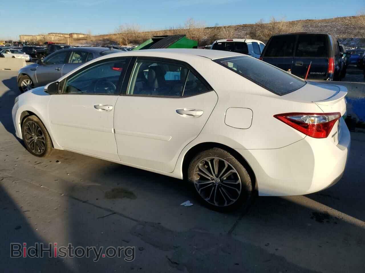 2015 TOYOTA COROLLA - VIN: 5YFBURHE9FP297902 - Фото 2