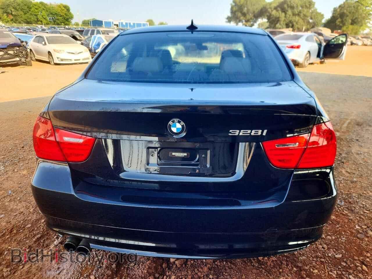 2011 BMW 3 SERIES - VIN: WBAPH7C52BE851355 - Photo 6