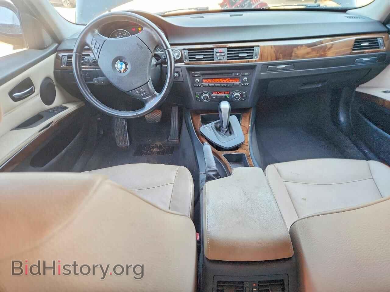 2011 BMW 3 SERIES - VIN: WBAPH7C52BE851355 - Photo 8