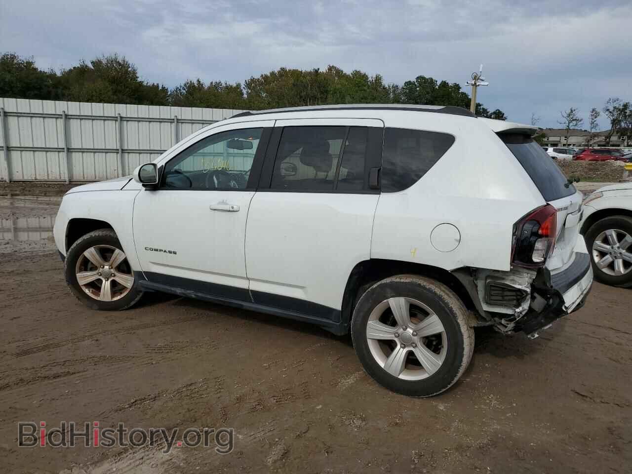 2016 JEEP COMPASS - VIN: 1C4NJDEB5GD637621 - Photo 2