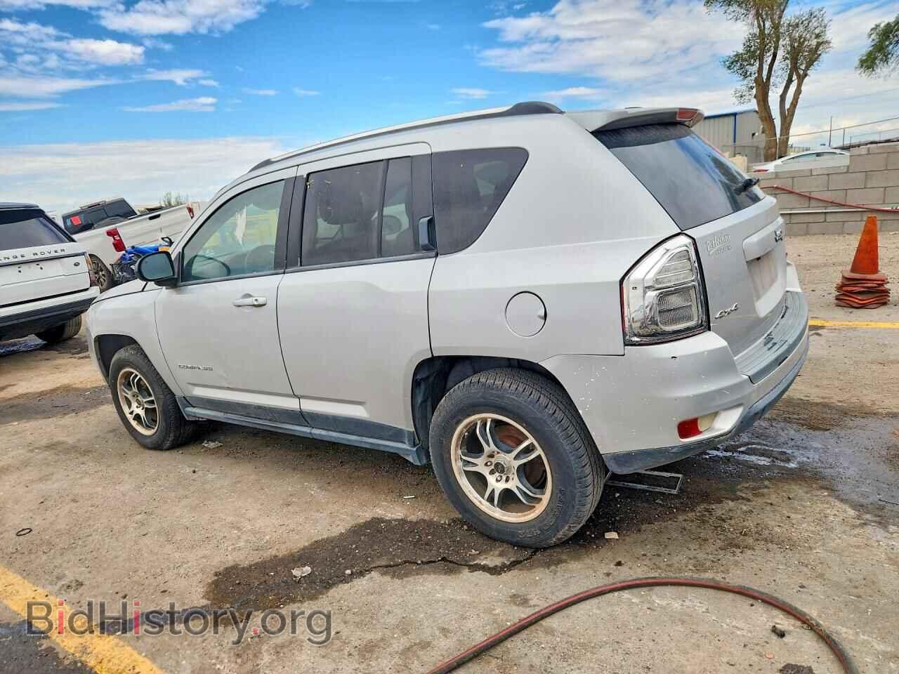 2012 JEEP COMPASS - VIN: 1C4NJDBBXCD573333 - Photo 2