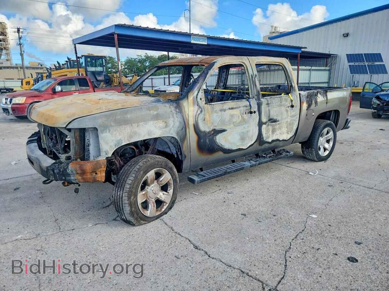 Photo 3GCPKSE71DG345940 - CHEVROLET SILVERADO 2013