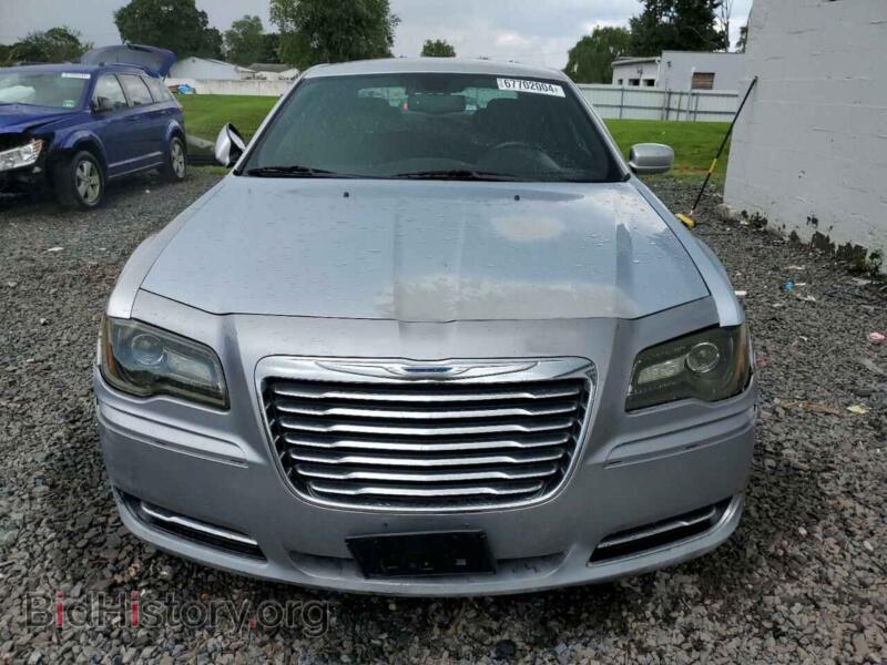 2012 Chrysler 300 (VIN 2C3CCAAG5CH312048) — photo 5 of 12