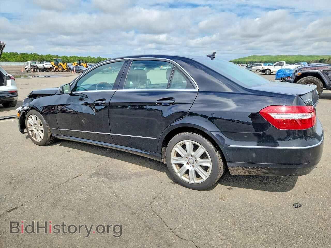 2013 MERCEDES-BENZ E-CLASS - VIN: WDDHF8JB3DA728434 - Фото 2