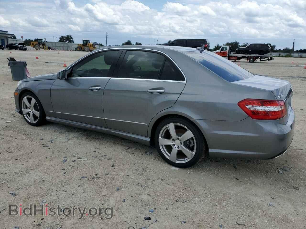 2011 MERCEDES-BENZ E-CLASS - VIN: WDDHF8HB4BA291336 - Фото 2