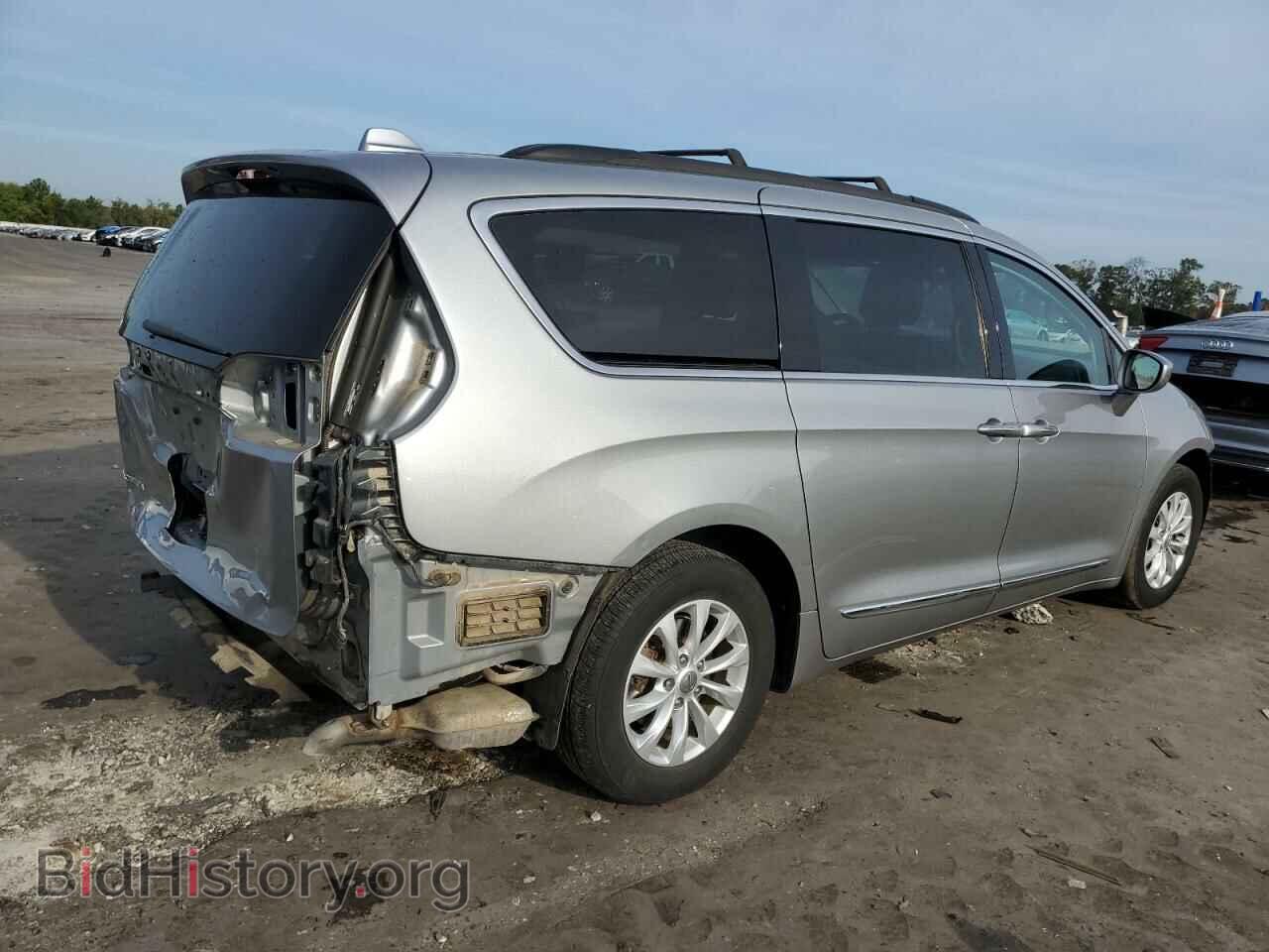 2017 CHRYSLER PACIFICA - VIN: 2C4RC1BG5HR524180 - Photo 3