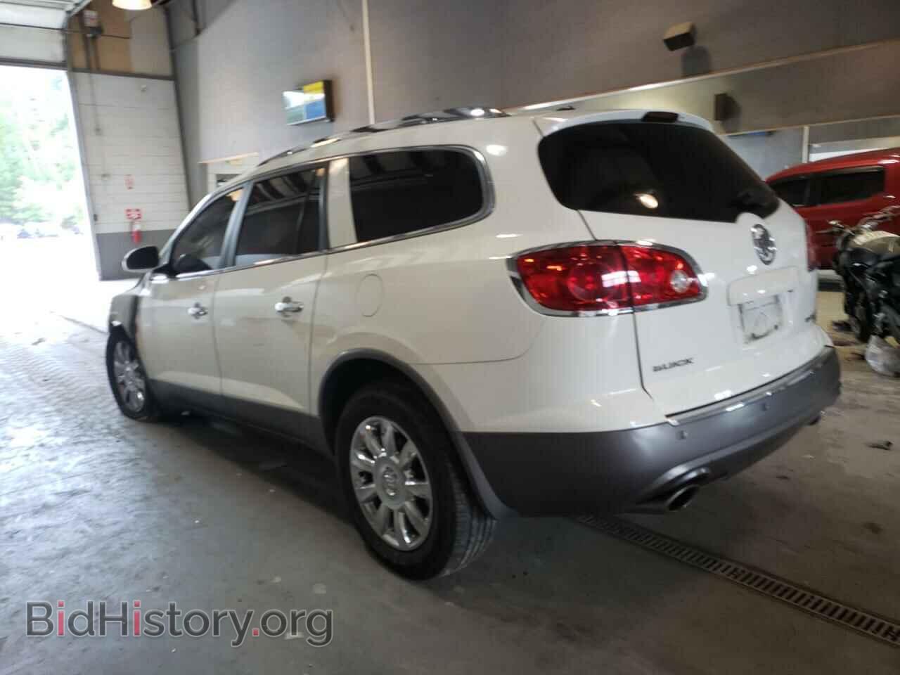 2011 BUICK ENCLAVE - VIN: 5GAKRBED7BJ374318 - Фото 2