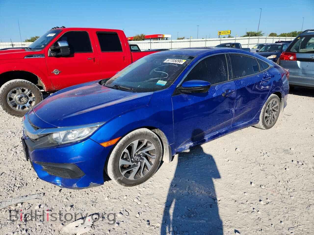 Photo 19XFC2F79JE043990 - HONDA CIVIC 2018