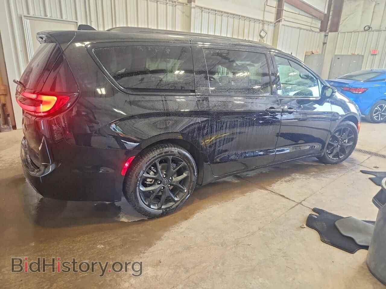 2027 CHRYSLER PACIFICA - VIN: 2C4RC1GG9VR583981 - Photo 3