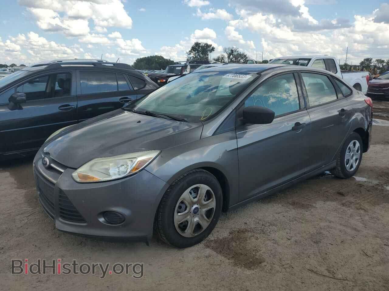Photo 1FAHP3E20CL413751 - FORD FOCUS 2012