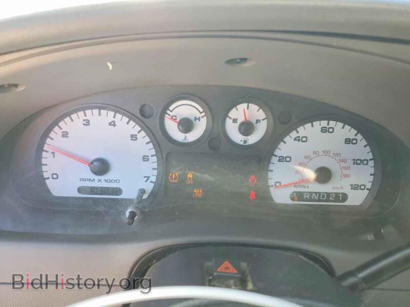 2011 Ford RANGER (VIN 1FTLR4FE4BPA58331) — photo 9 of 12