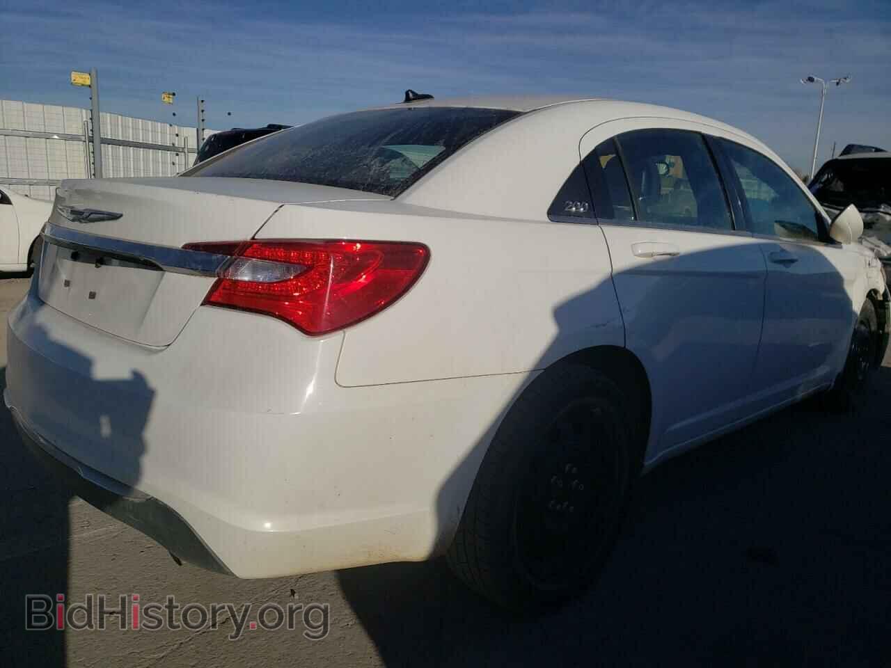 2012 CHRYSLER 200 - VIN: 1C3CCBAB7CN222689 - Фото 4