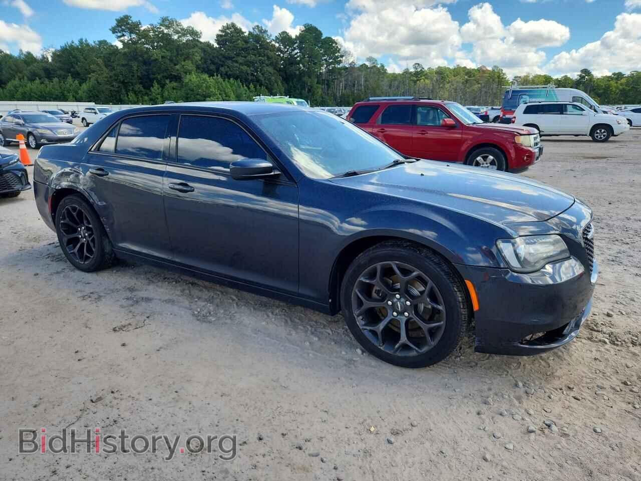2019 CHRYSLER 300 - VIN: 2C3CCABG3KH515503 - Photo 4