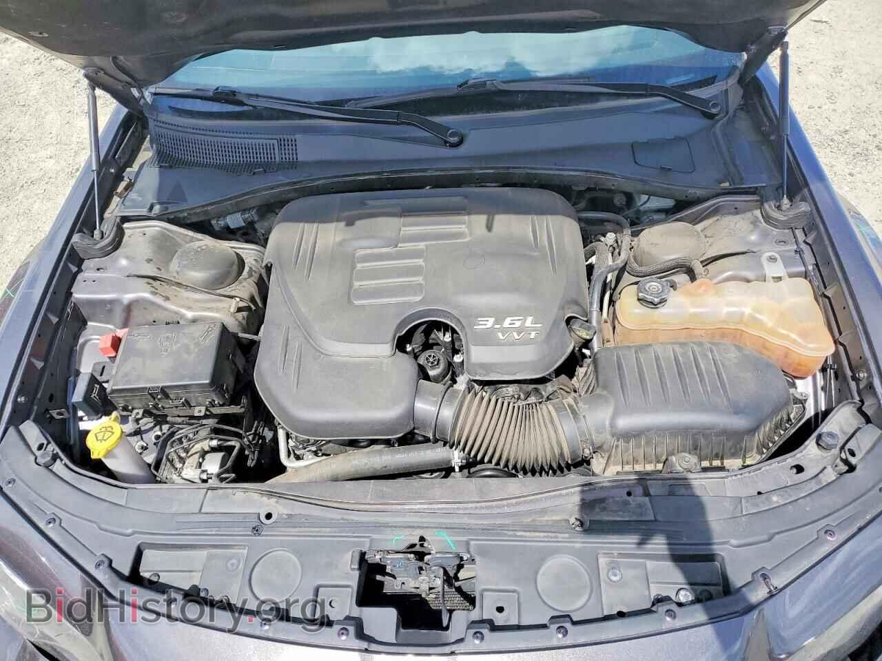 2019 CHRYSLER 300 - VIN: 2C3CCABG3KH700893 - Photo 11