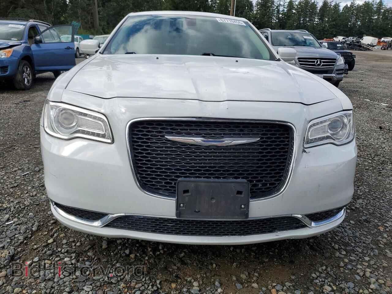 2016 CHRYSLER 300 - VIN: 2C3CCAAG1GH219517 - Photo 5