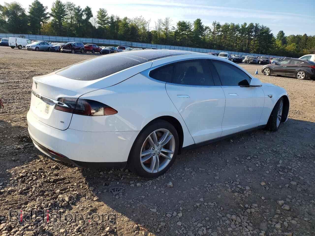 2013 TESLA MODEL S - VIN: 5YJSA1CN7DFP26366 - Photo 3