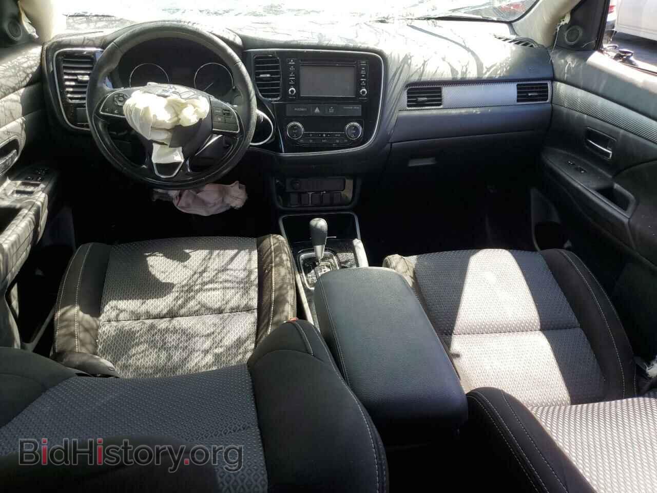 2017 MITSUBISHI OUTLANDER - VIN: JA4AD2A32HZ069321 - Фото 8