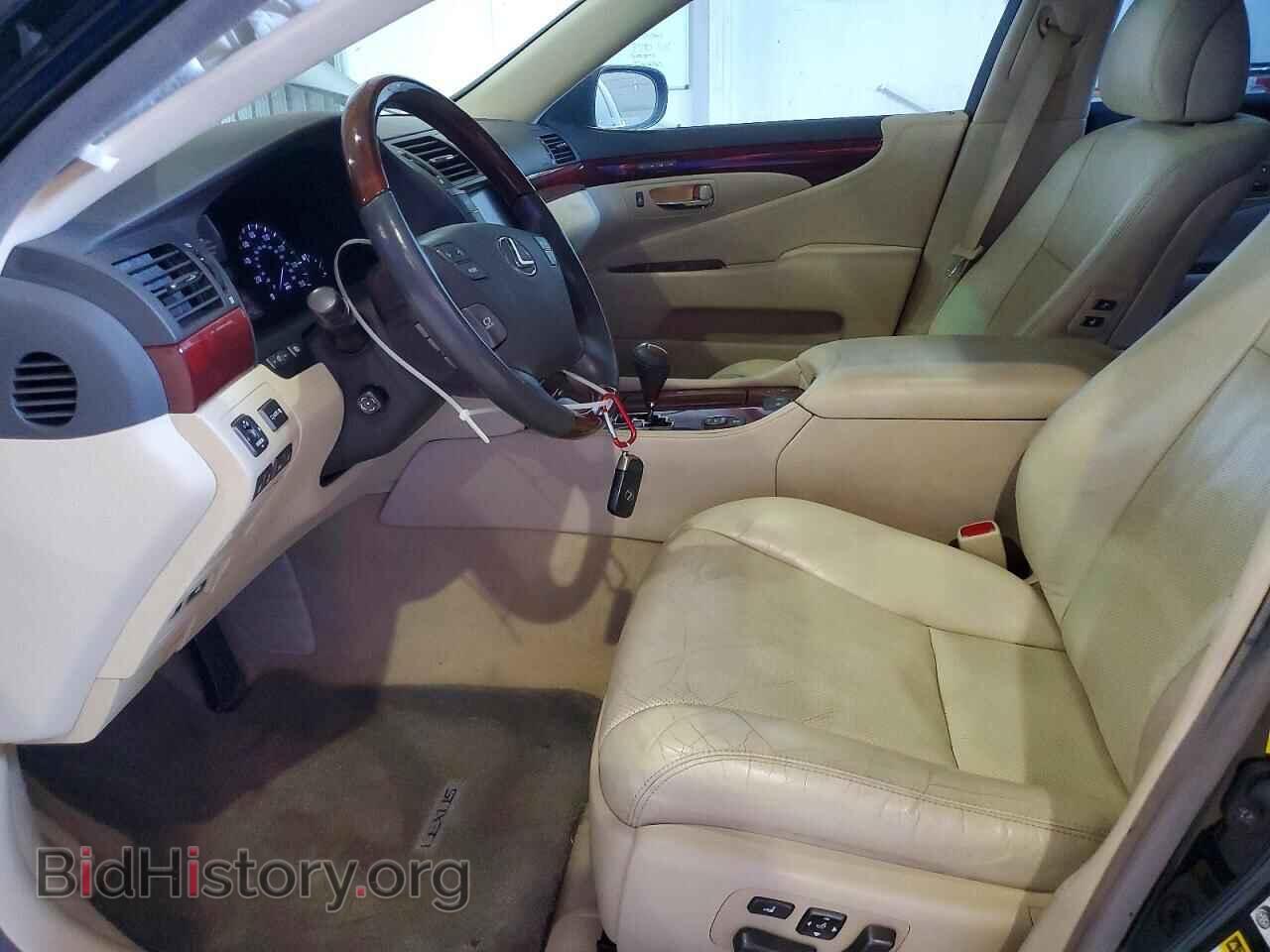 2011 LEXUS LS460 - VIN: JTHCL5EF5B5011286 - Photo 7