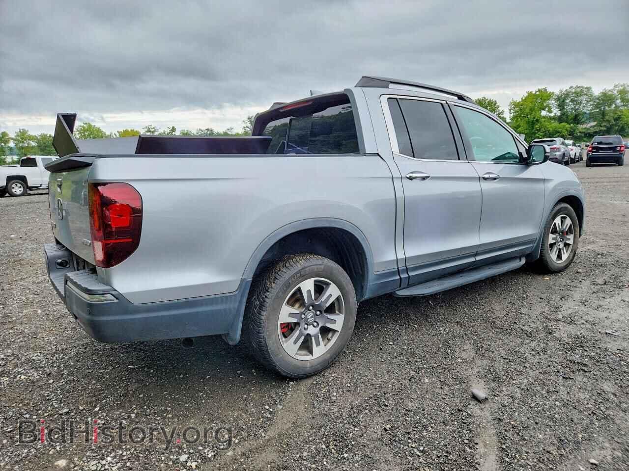 2017 HONDA RIDGELINE - VIN: 5FPYK3F76HB002102 - Photo 3