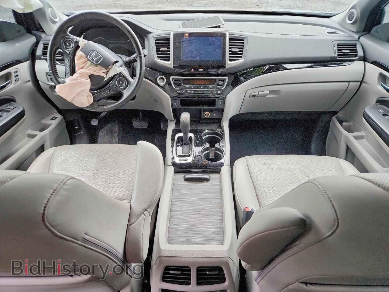 2017 HONDA RIDGELINE - VIN: 5FPYK3F76HB002102 - Photo 8