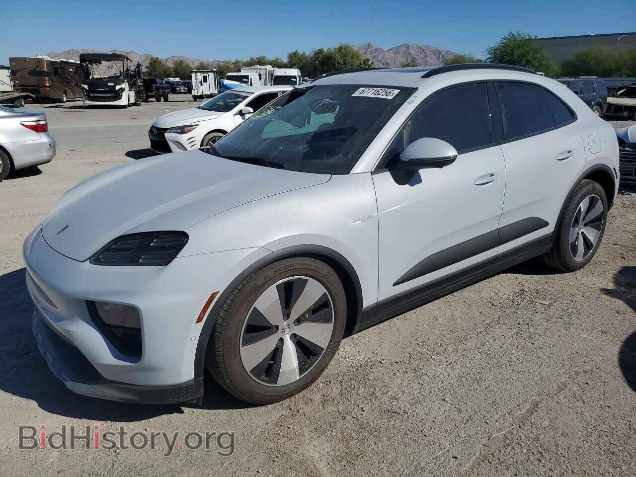 Photo WP1AA2XA9TL000511 - PORSCHE MACAN 2026
