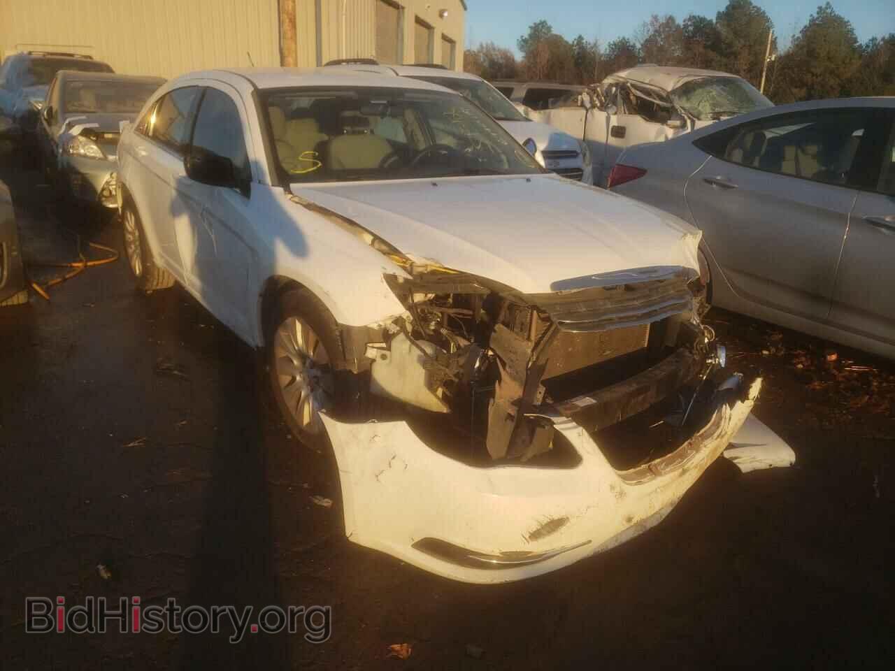 Photo 1C3CCBAB8CN223379 - CHRYSLER 200 2012