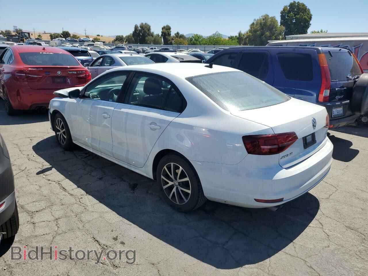 2017 VOLKSWAGEN JETTA - VIN: 3VWDB7AJ2HM402958 - Фото 2