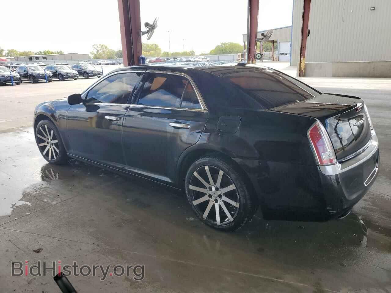 2012 CHRYSLER 300 - VIN: 2C3CCAPT8CH246180 - Фото 2