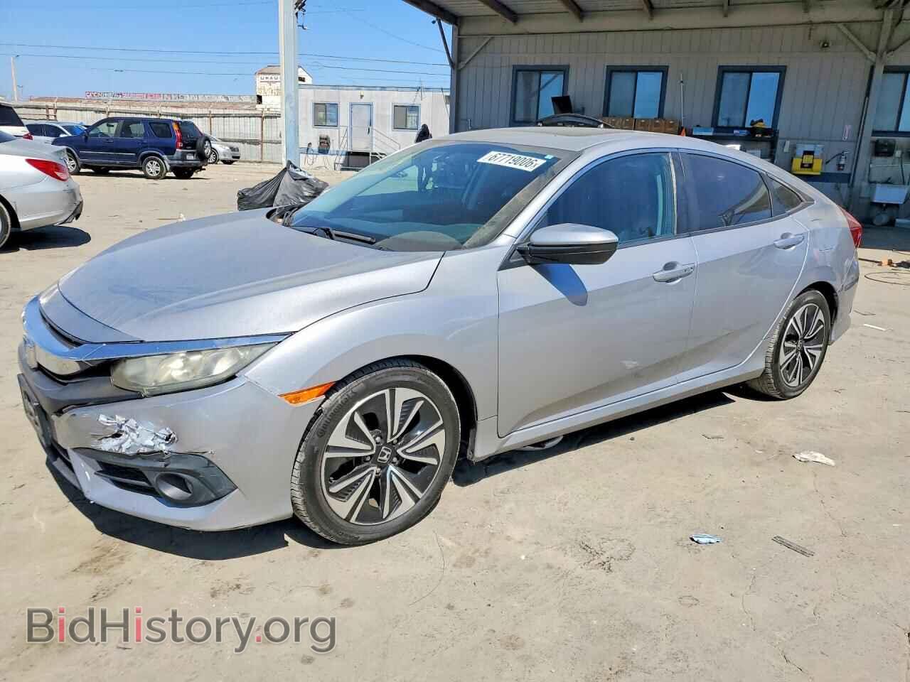 Фотография 2HGFC1F30GH644324 - HONDA CIVIC 2016