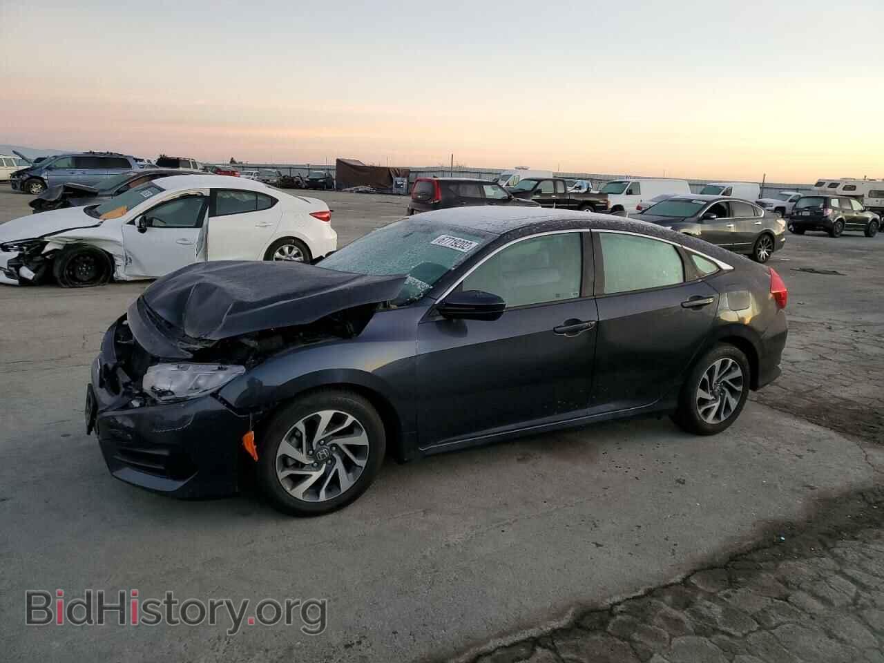 Фотография 2HGFC2F70HH563799 - HONDA CIVIC 2017