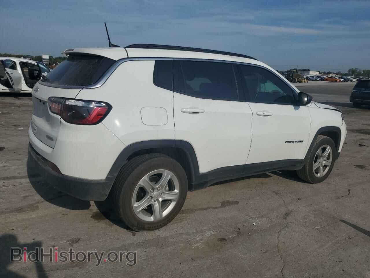 2024 JEEP COMPASS - VIN: 3C4NJDBN9RT581808 - Фото 3