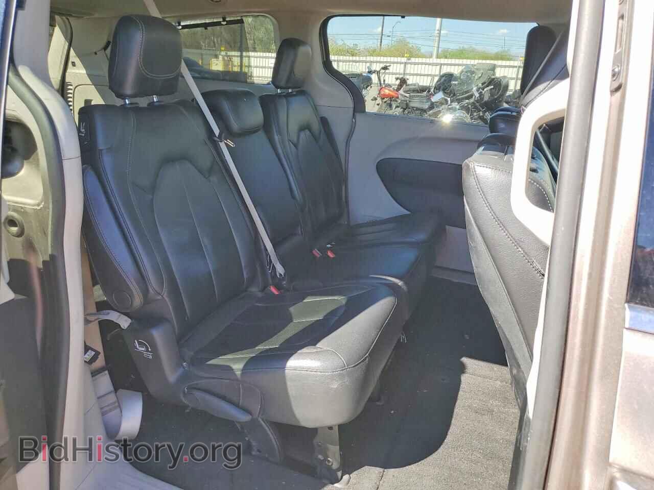 2018 CHRYSLER PACIFICA - VIN: 2C4RC1EG4JR350426 - Photo 11